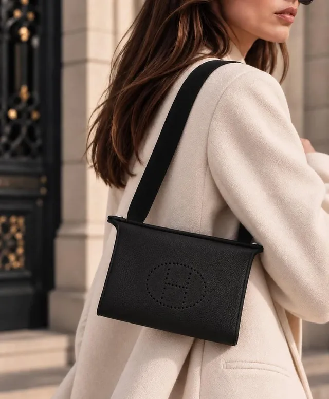 Hermès Videpoches  Noir Clemence  Leather Palladium Hardware Shoulder Bag
